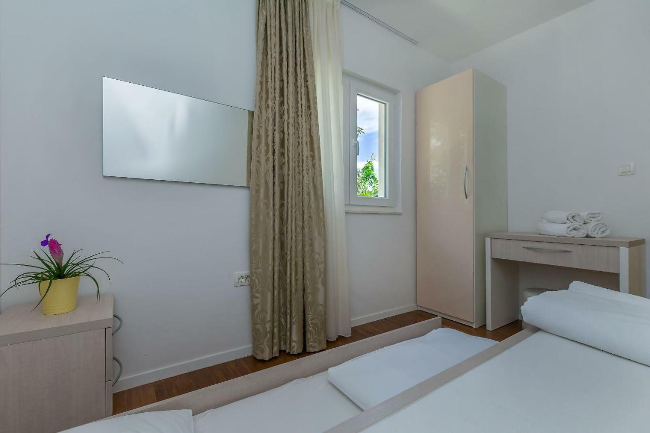 Apartments Villa Aquamarine Duće المظهر الخارجي الصورة