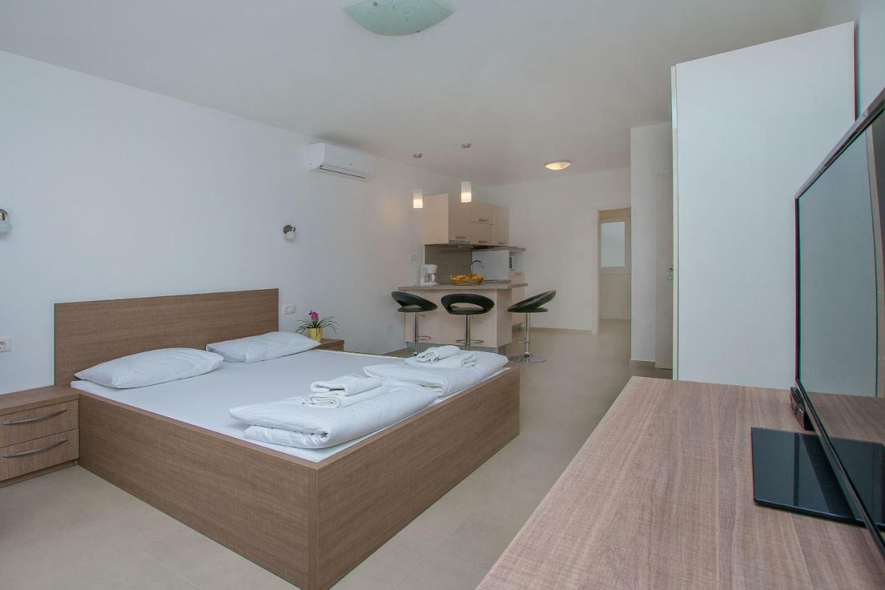 Apartments Villa Aquamarine Duće المظهر الخارجي الصورة