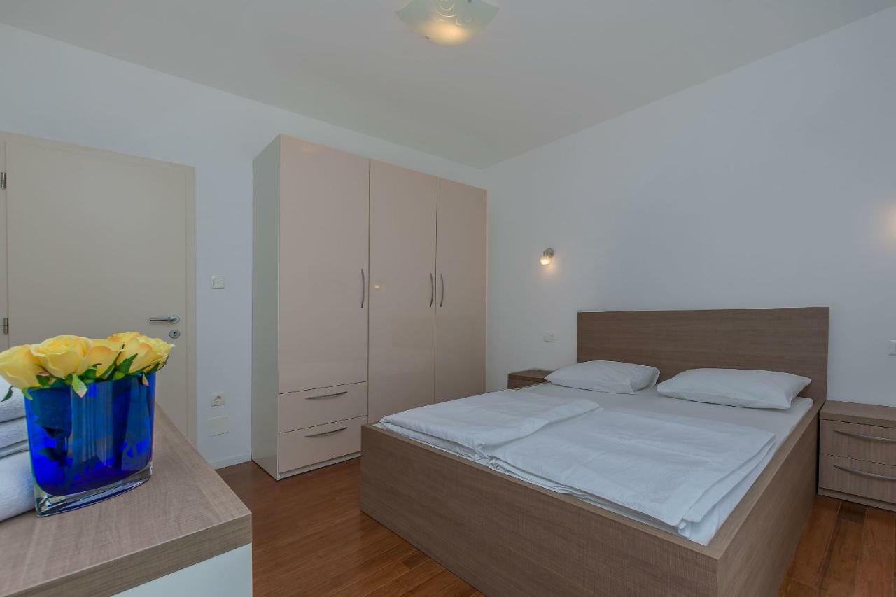 Apartments Villa Aquamarine Duće المظهر الخارجي الصورة