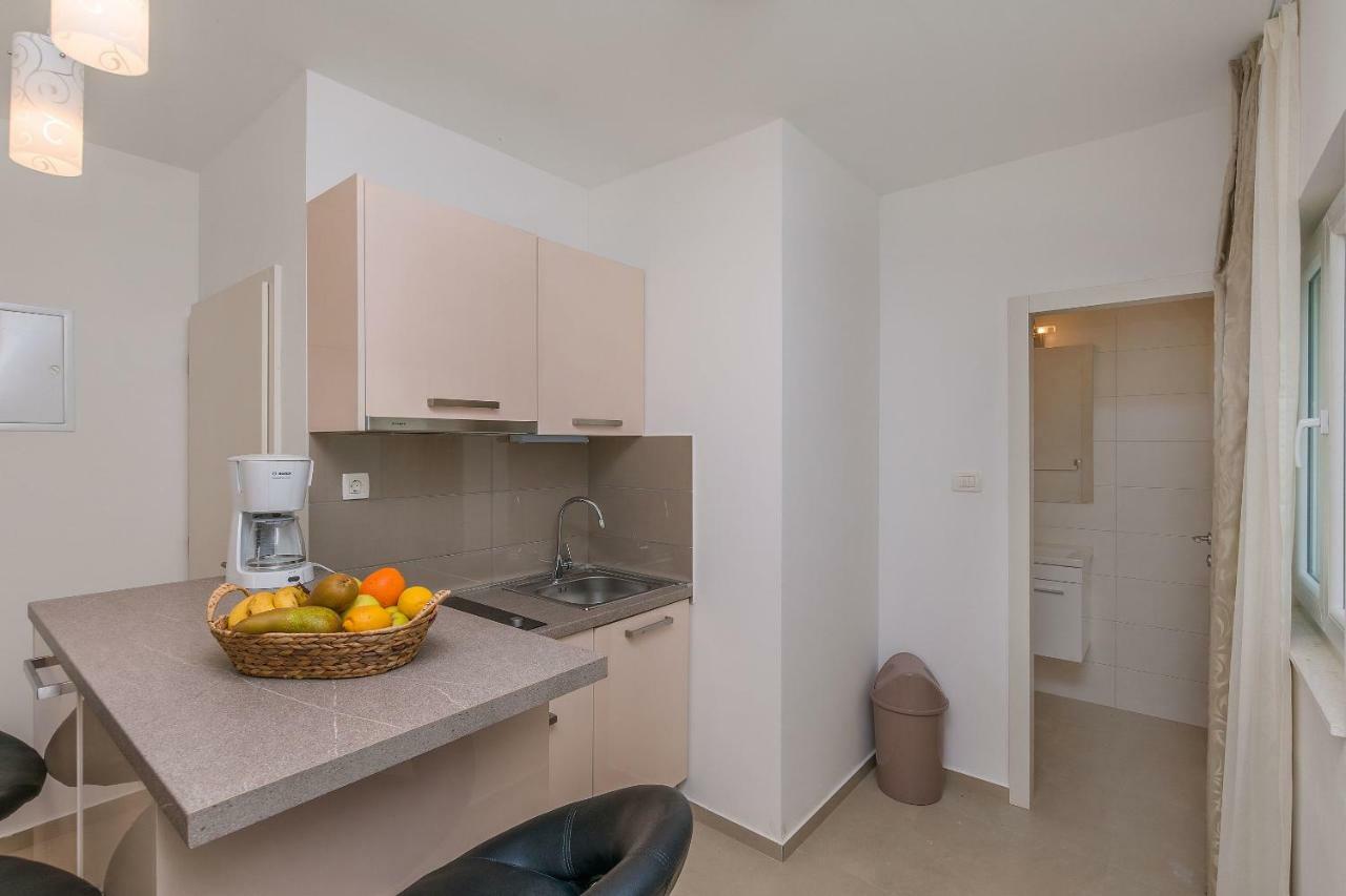 Apartments Villa Aquamarine Duće المظهر الخارجي الصورة