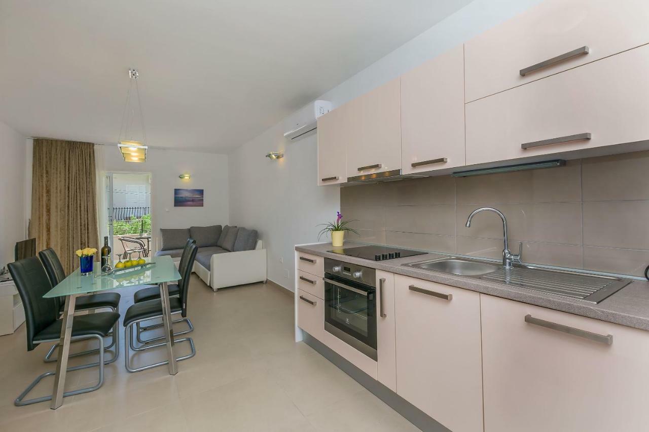 Apartments Villa Aquamarine Duće المظهر الخارجي الصورة